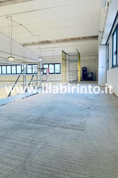 fotografie - capannone Faenza (RA)  