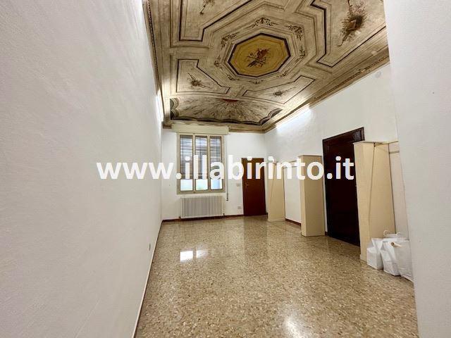 fotografie - negozio Faenza (RA) Centro Storico 