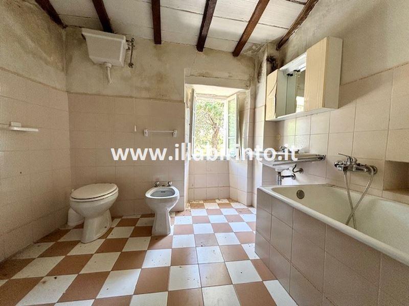 fotografie - Casa Indipendente Marradi (FI) Lutirano 