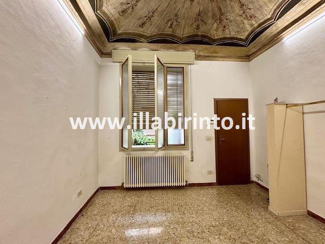 fotografie - negozio Faenza (RA) Centro Storico 