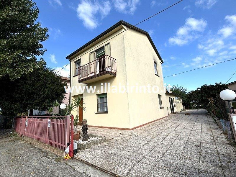 fotografie - Casa Indipendente Faenza (RA) Campagna Monte 